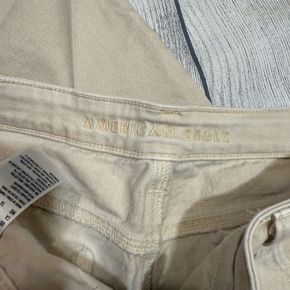 American Eagle| Khaki Jeans size 16 - Picture 4 of 5